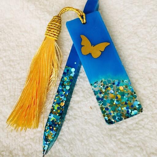 خودکاروبوک مارک رزینی